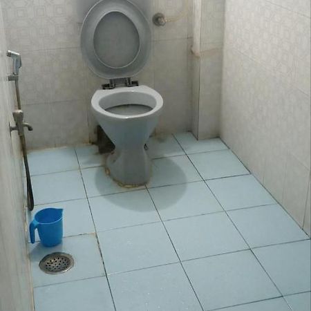 Gandhi Ganaga Guest House Varanasi Exterior foto
